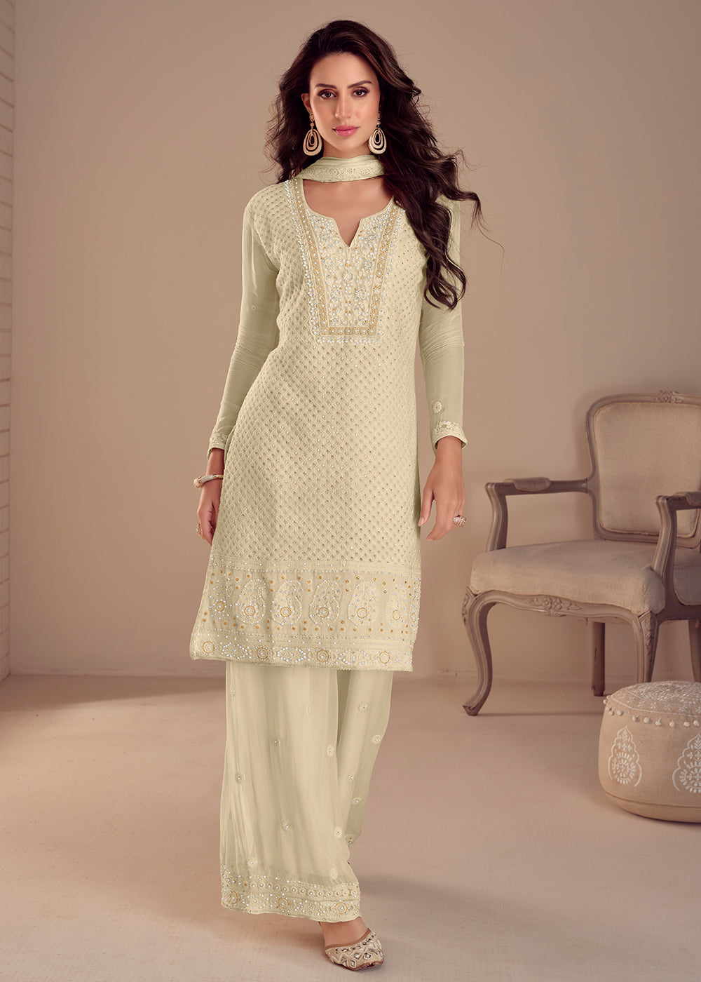 Buy Pakistani Style Suit