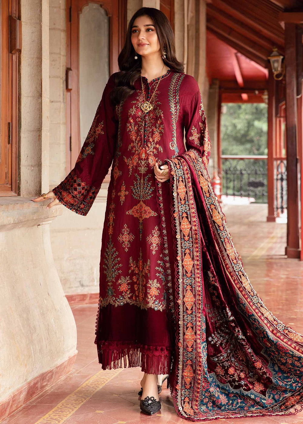 Buy Winter Luxe 2024 by Maria B | DL-1210 Maroon at Empress Empress Clothing Buy Winter Luxe 2024 by Maria B | DL-1210 Maroon at Empress Empress Clothing