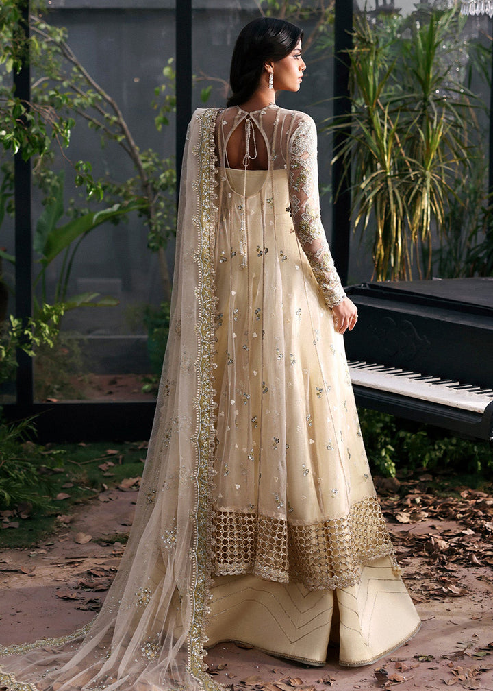 Buy Now La Fuchsia Luxury Formals '25 by Afrozeh | Fleurie Online in US, UK, Canada, Germany, Italy, Austria, France, Singapore, UAE & Worldwide at Empress.