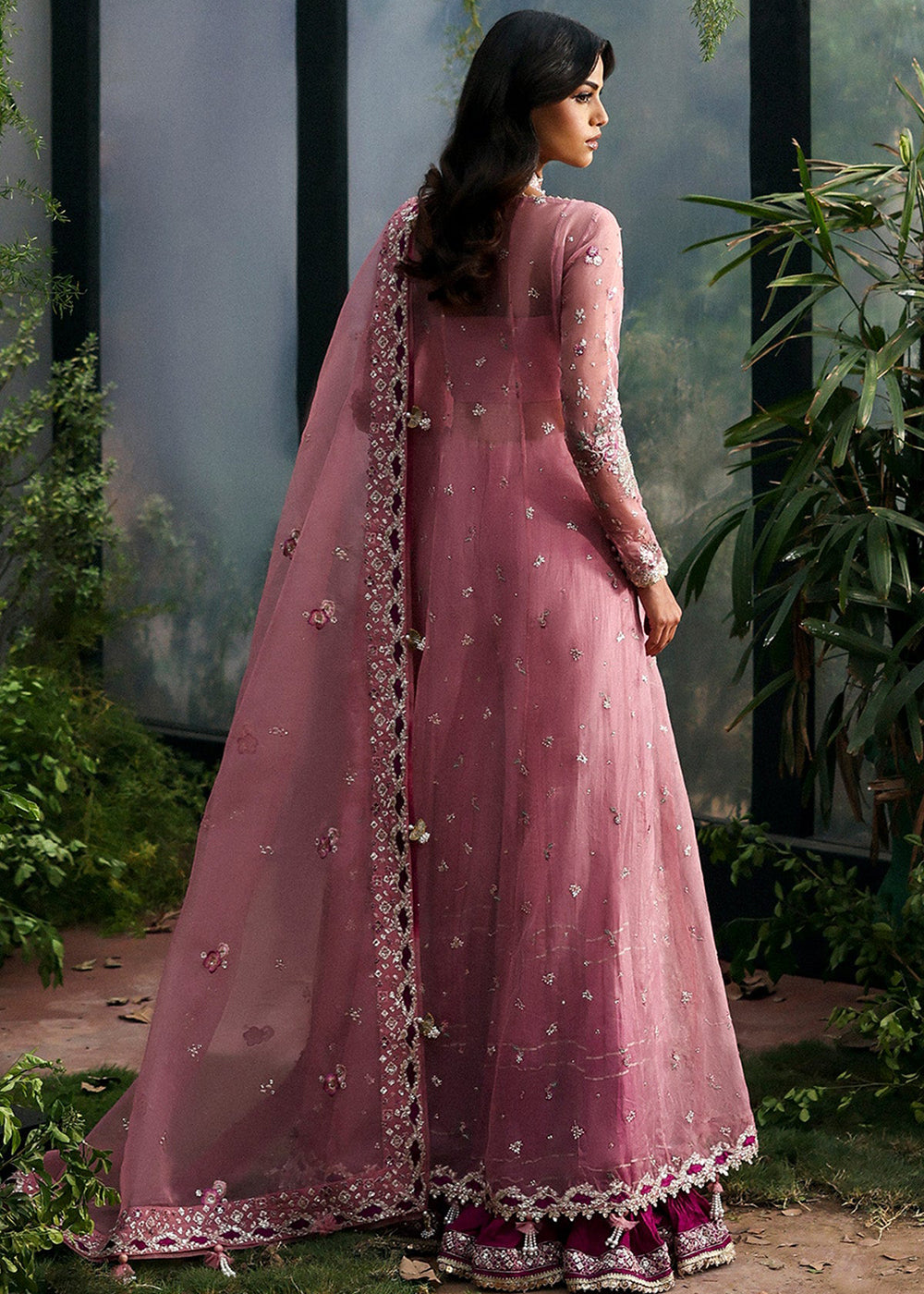 Buy Now La Fuchsia Luxury Formals '25 by Afrozeh | Seraira Online in US, UK, Canada, Germany, Italy, Austria, France, Singapore, UAE & Worldwide at Empress.