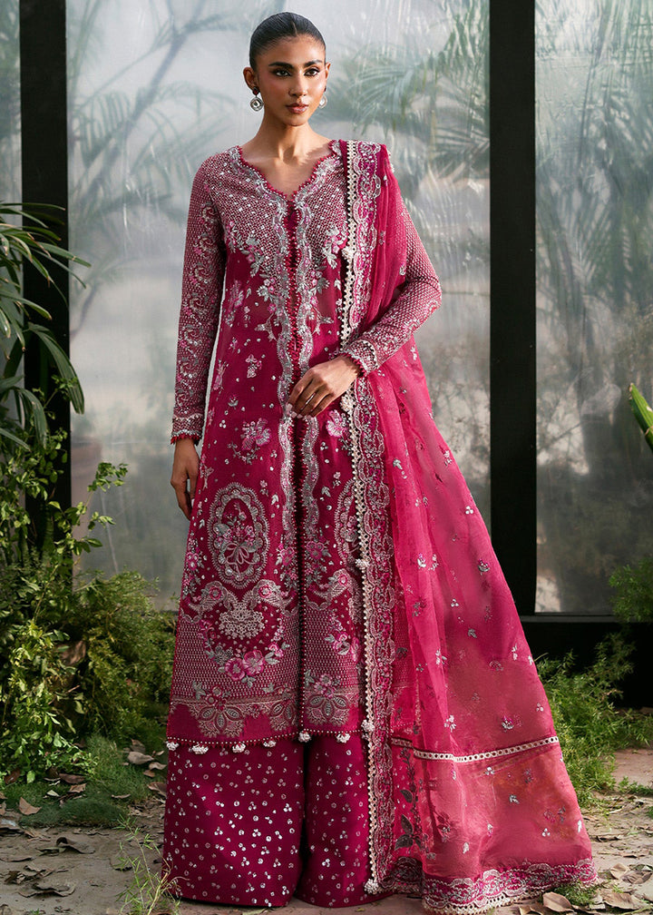 Buy Now La Fuchsia Luxury Formals '25 by Afrozeh | Rowan Online in US, UK, Canada, Germany, Italy, Austria, France, Singapore, UAE & Worldwide at Empress.