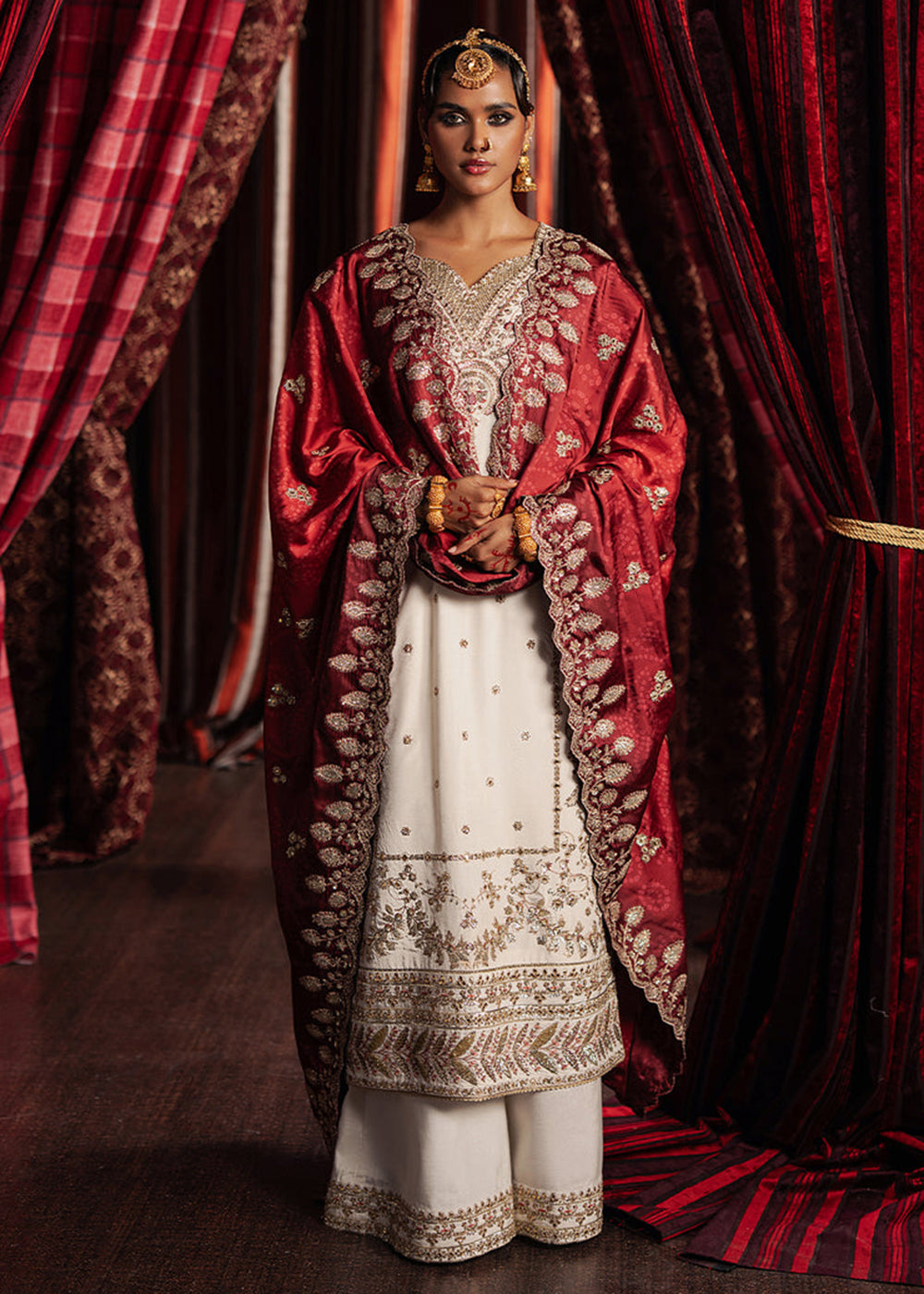 Buy Now Divani The Silk Wedding Edit '25 by Afrozeh | Khuld Online in USA, UK, Canada, France, Italy, Germany, Greece, Sweden, UAE & Worldwide at Empress.