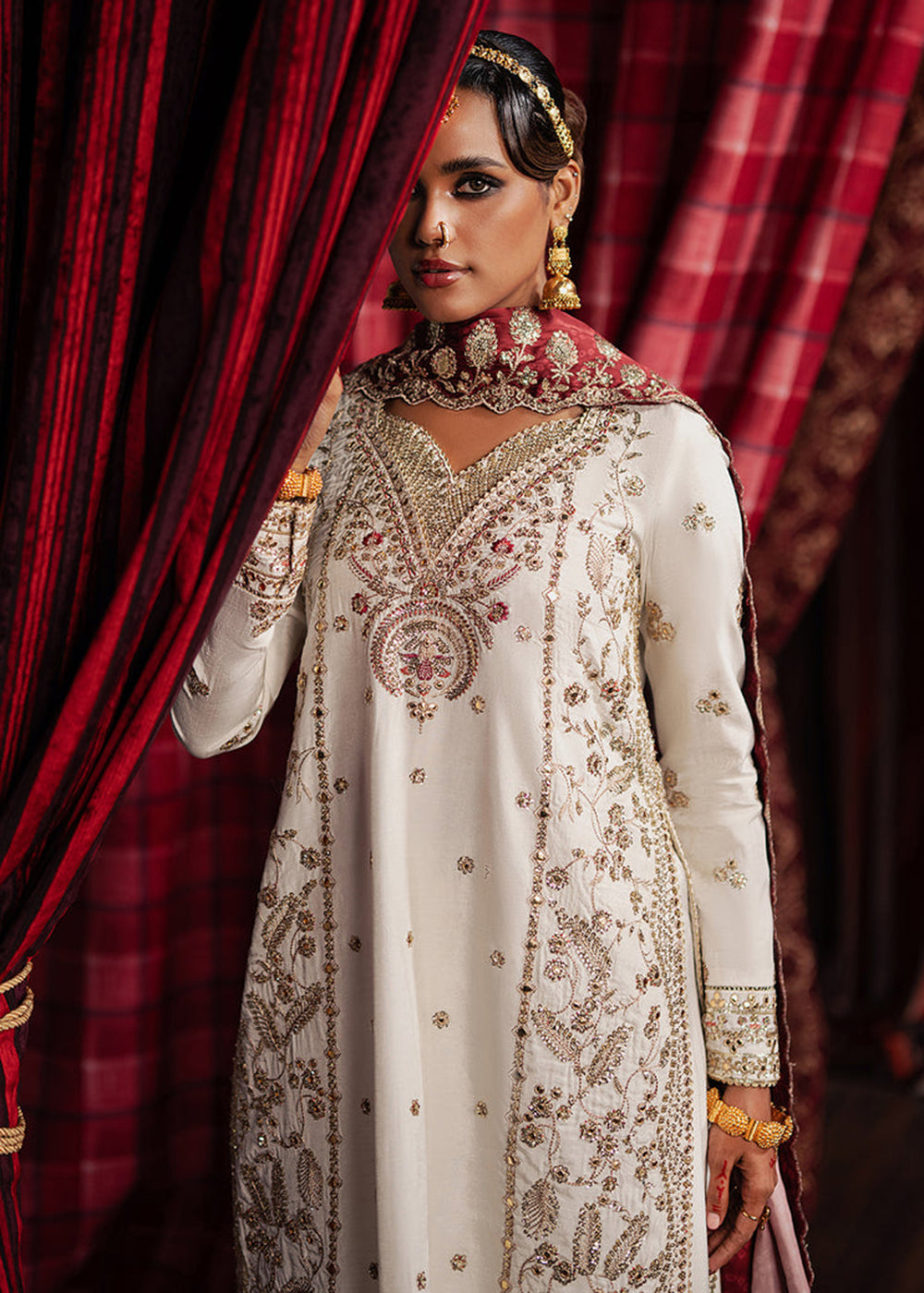 Buy Now Divani The Silk Wedding Edit '25 by Afrozeh | Khuld Online in USA, UK, Canada, France, Italy, Germany, Greece, Sweden, UAE & Worldwide at Empress.