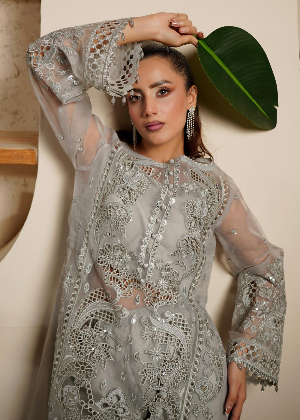 Buy Now Noir Luxe Formals '25 by Maryam's | SHELINA - 1402 Online in USA, UK, Canada, Greece, Germany, Ireland, Italy, Greece, Sweden & Worldwide at Empress.