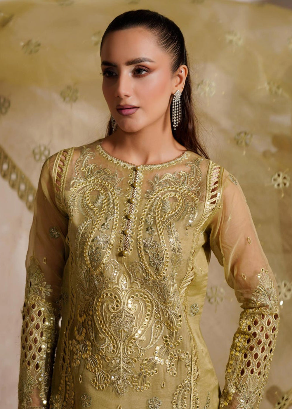 Buy Now Noir Luxe Formals '25 by Maryam's | GLORIANA - 1406 Online in USA, UK, Canada, Greece, Germany, Ireland, Italy, Greece, Sweden & Worldwide at Empress.