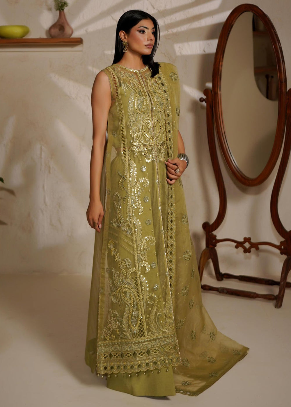 Buy Now Noir Luxe Formals '25 by Maryam's | GLORIANA - 1406 Online in USA, UK, Canada, Greece, Germany, Ireland, Italy, Greece, Sweden & Worldwide at Empress.