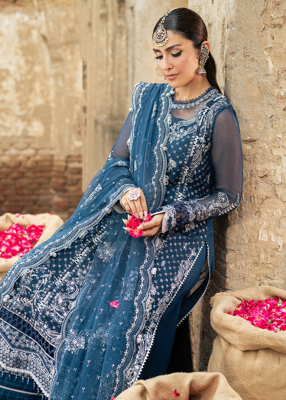 Buy Now Dastaan Luxury Formals '25 by Jade | DLF-20852 Online in USA, UK, Canada, France, Greece, Germany, Ireland, Italy, UAE & Worldwide at Empress Clothing.