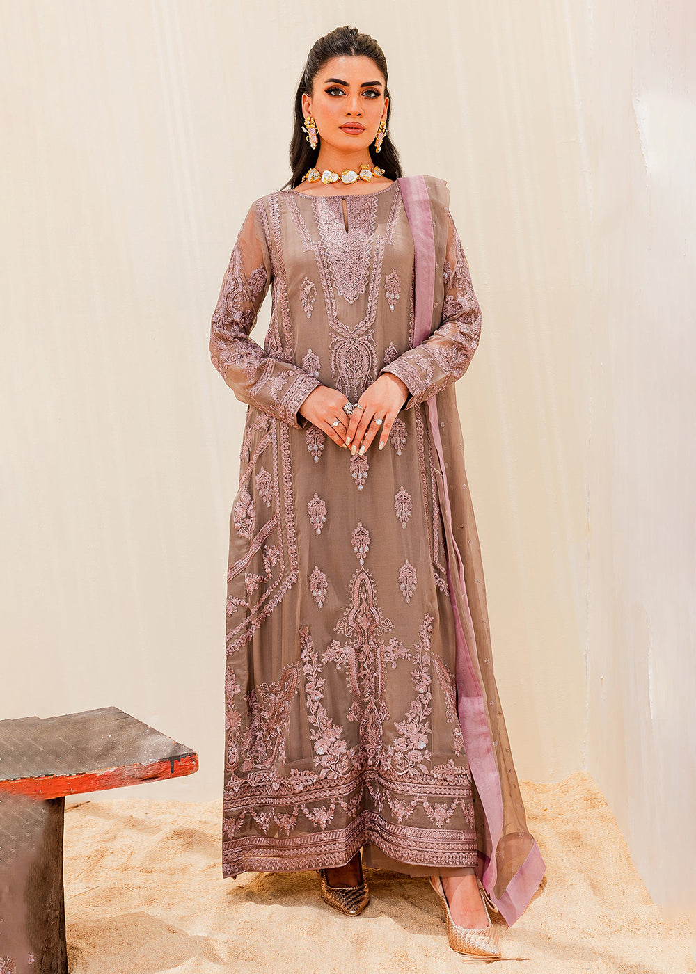Buy Now Sejal Luxury Formals 2023 by Maryum & Maria | WOODROSE (QS23-508) Online in USA, UK, Canada & Worldwide at Empress Clothing. 