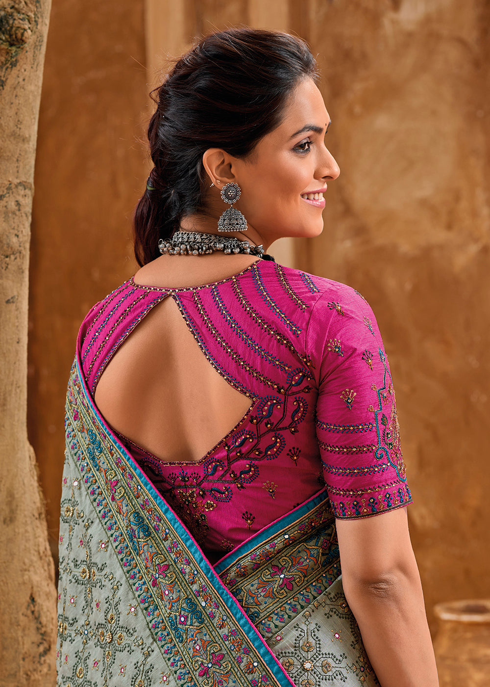 Buy Now Green Kachhi Work Embroidered Traditional Banarasi Saree Online in USA, UK, Canada & Worldwide at Empress Clothing