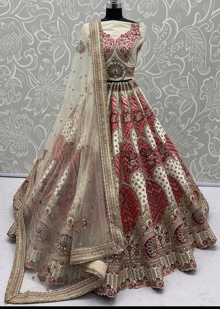 Buy Now White Hand Crafted Mirror Traditional Bridal Lehenga Choli Online in US, UK, Canada, France, Italy, Germany, Sweden, Austria, UAE &amp; Worldwide at Empress.