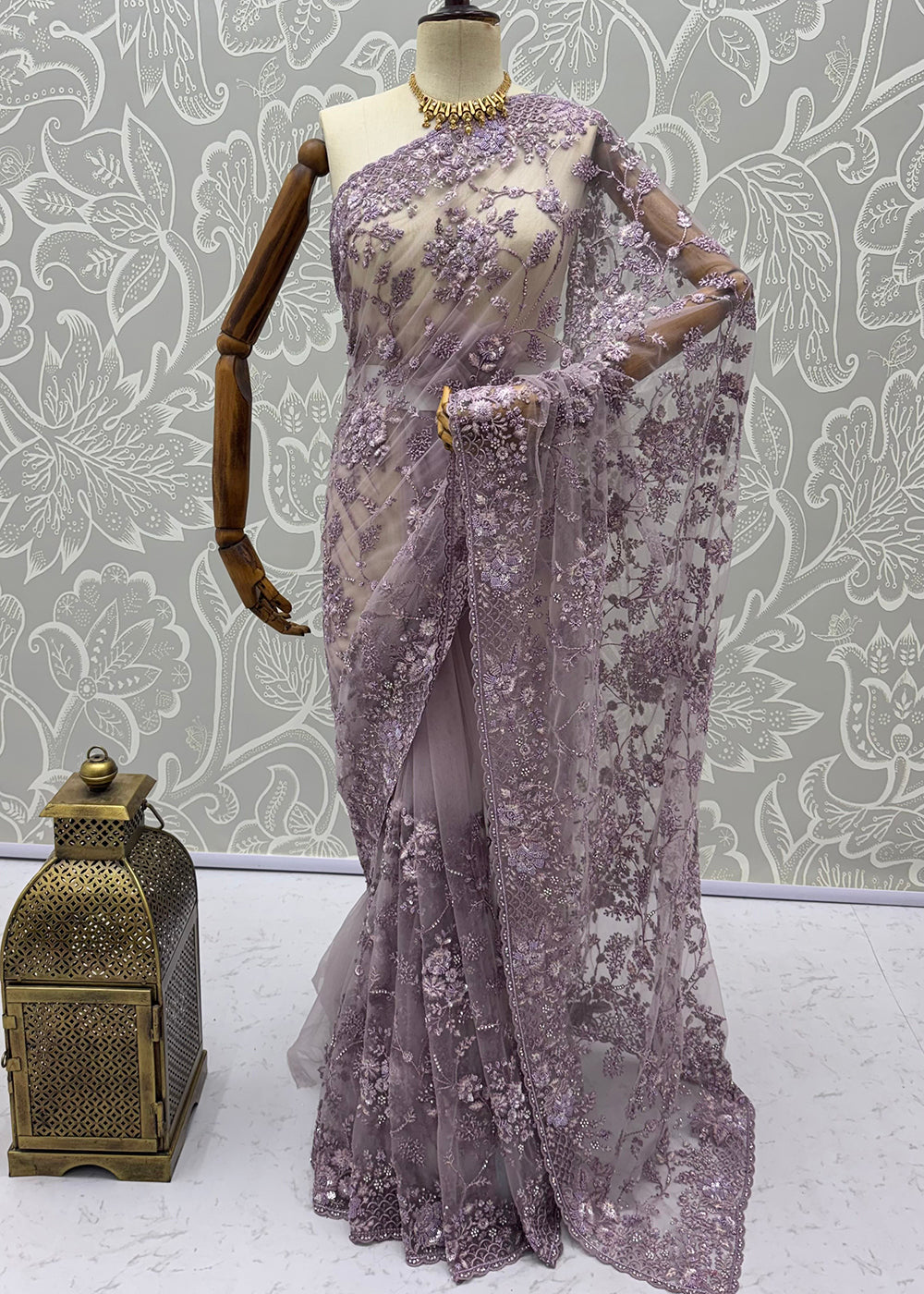 Buy Now Lavender Elegant Floral Thread Embroidery Indian Wedding Saree Online in US, UK, Canada, France, Germany, Denmark, Sweden, Austria &amp; Worldwide at Empress.