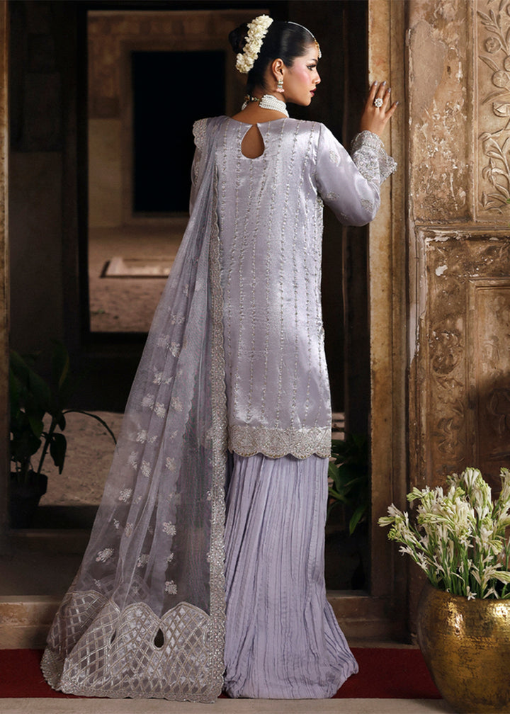 Buy Now Romansiyyah Luxury Formals '25 by Emaan Adeel | AABROO Online in US, UK, Canada, France, Italy, Germany, Sweden, Greece, Ireland & Worldwide at Empress.