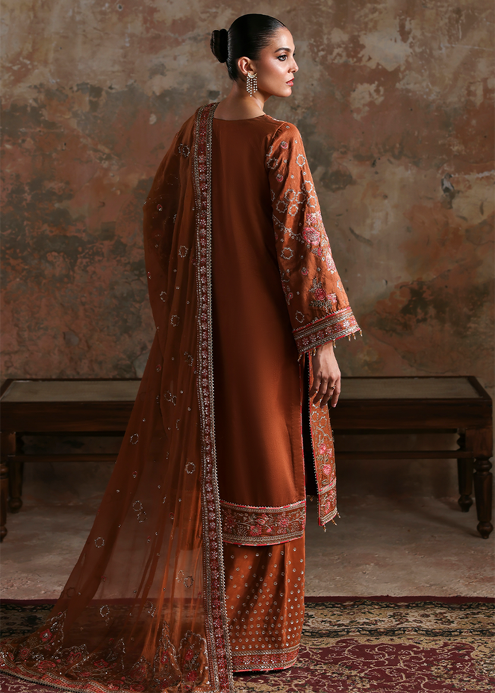 Buy Now Afsana e Silk Formals '25 by Emaan Adeel | AARZO Online in USA, UK, Canada, Germany, Italy, Austria, France, Denmark, Austria & Worldwide at Empress.