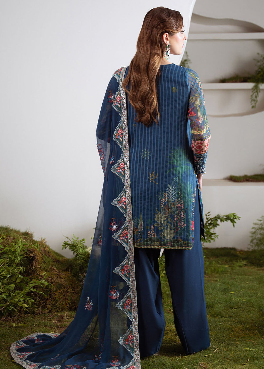 Buy Now Amaya Luxury Chiffon '25 by Nureh | AM-23 Online in USA, UK, Canada, France, Italy, Germany, Singapore, Australia, UAE & Worldwide at Empress Clothing