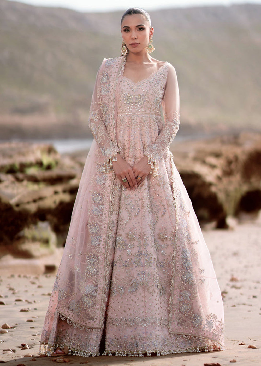 Buy Now Kamari Reveuse Wedding Formals '24 by Emaan Adeel | AMOUR Online at Empress Online in USA, UK, Canada & Worldwide at Empress Clothing.