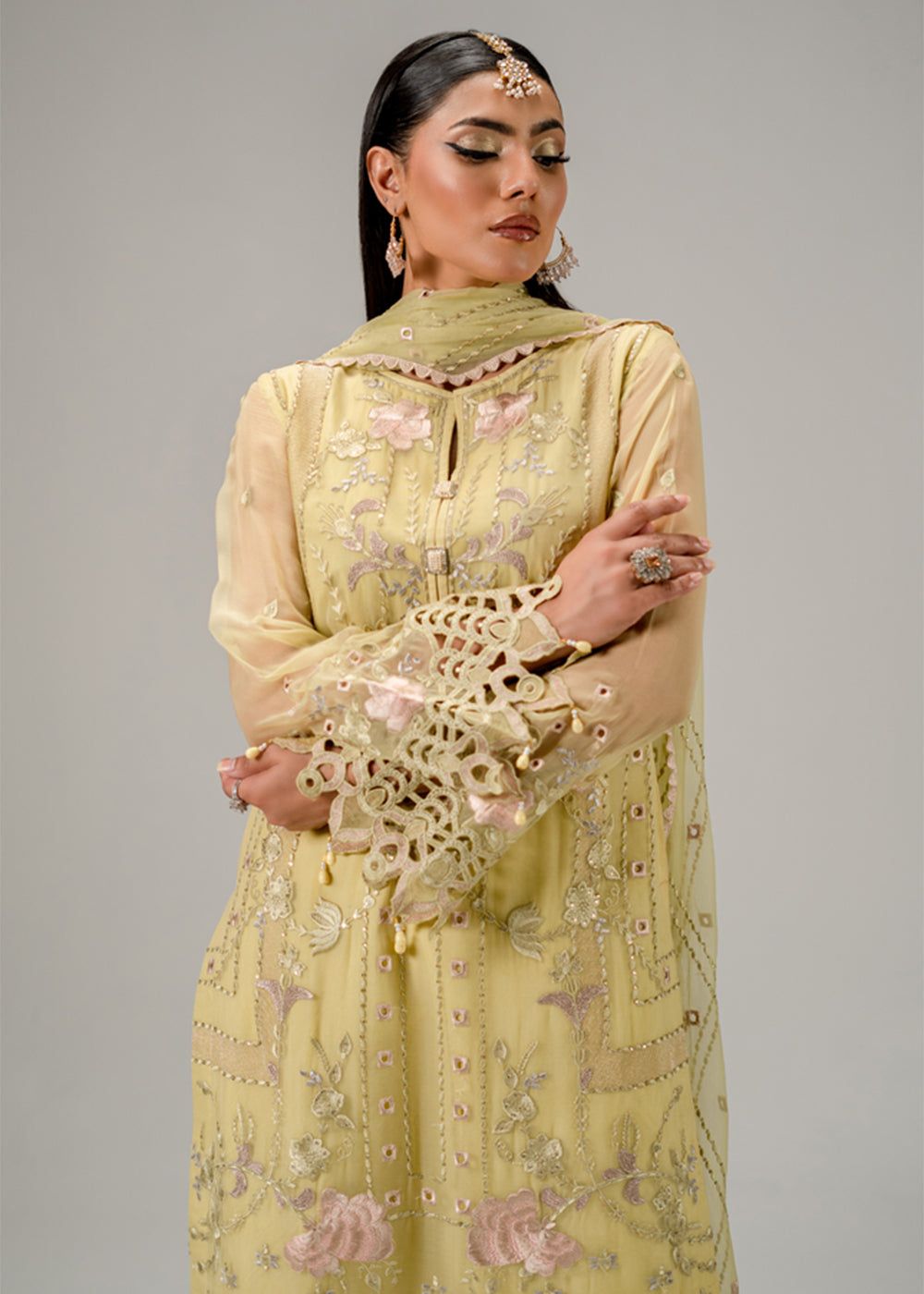 Buy Now Aura Luxury Chiffon '25 by Zebtan | AR-03 Online in USA, UK, Canada, France, Italy, Germany, New Zealand, Australia, UAE & Worldwide at Empress.