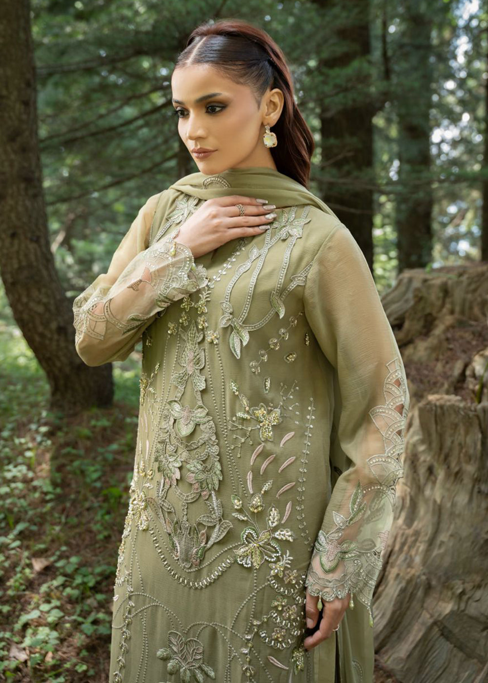 Buy Now Aura Handmade Chiffons Vol 4 by Zebtan | AR-06 Online in US, UK, Canada, France, Greece, Germany, Ireland, Sweden, Netherlands & Worldwide at Empress.