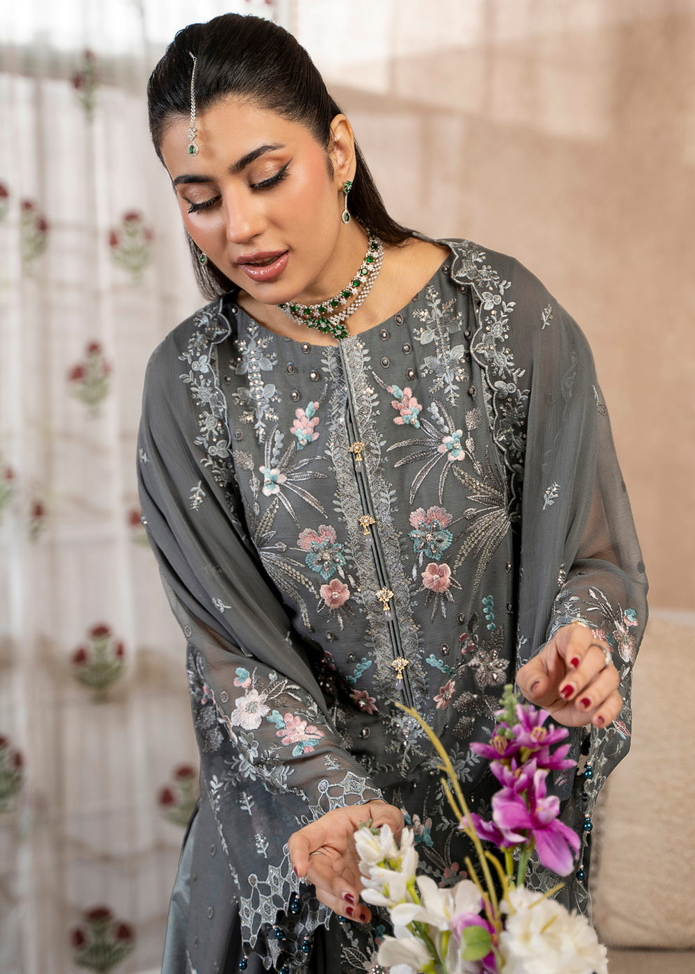 Buy Now Aura Handmade Chiffons Vol 3 by Zebtan | AR-09 Online in US, UK, Canada, France, Greece, Germany, Ireland, Sweden, Netherlands & Worldwide at Empress.