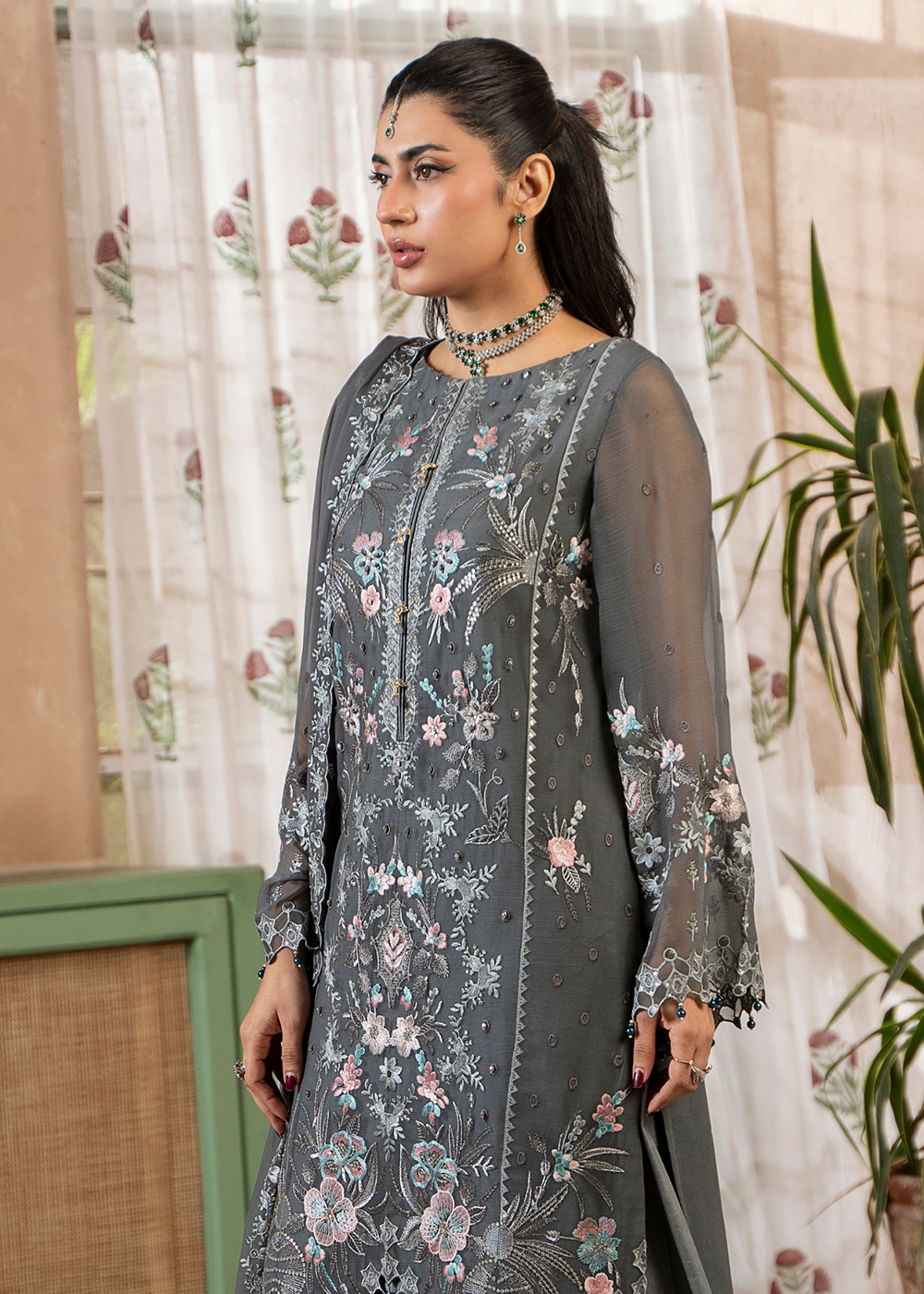 Buy Now Aura Handmade Chiffons Vol 3 by Zebtan | AR-09 Online in US, UK, Canada, France, Greece, Germany, Ireland, Sweden, Netherlands & Worldwide at Empress.