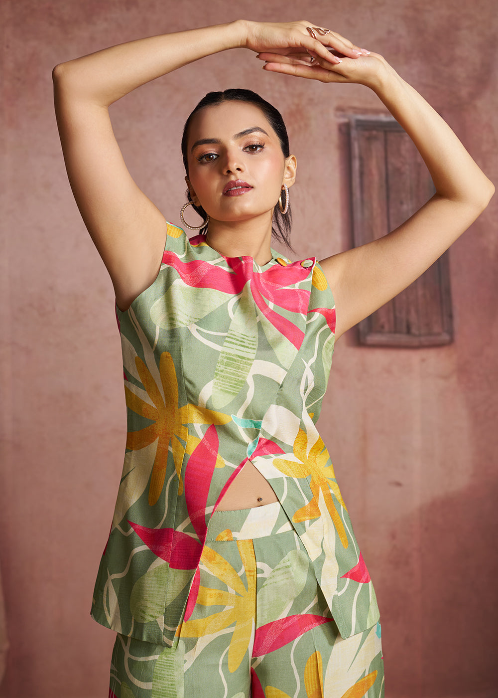 Buy Now Green Women's Printed Indo-Western Tunic and Trousers Set Online in US, UK, Canada, Netherlands, Germany, Italy, France, Greece & Worldwide at Empress.