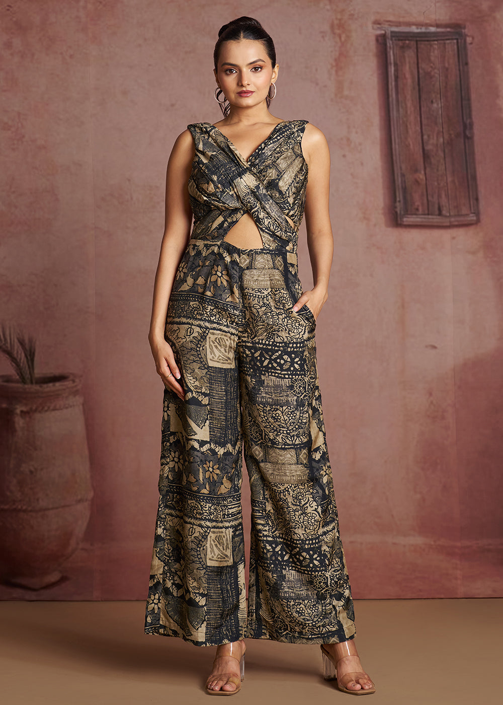 Buy Now Black & Gold Abstract Printed Cut-Out Wide-Leg Jumpsuit Set Online in US, UK, Canada, Netherlands, Germany, Italy, France, UAE & Worldwide at Empress.