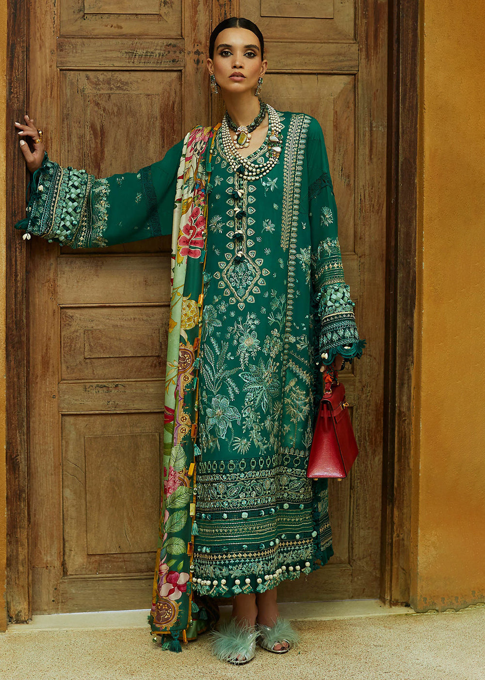 Georgette Blue Pakistani Designer Suit, Semi Stitched at Rs 1349 in Surat