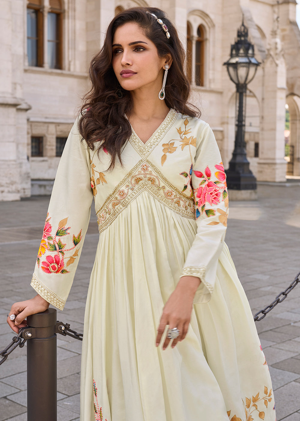 Buy Now Party Wear Off White Indo Western Designer Gown Online in US, UK, Canada, France, Italy, Sweden, Ireland, UAE, Denmark, Greece & Worldwide at Empress.