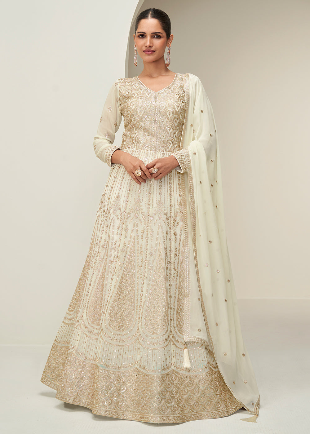 Buy Now Off White Embroidered Elegant Wedding Anarkali Suit Online in US, UK, Germany, France, Italy, Canada, Australia, UAE, Maldives & Worldwide at Empress