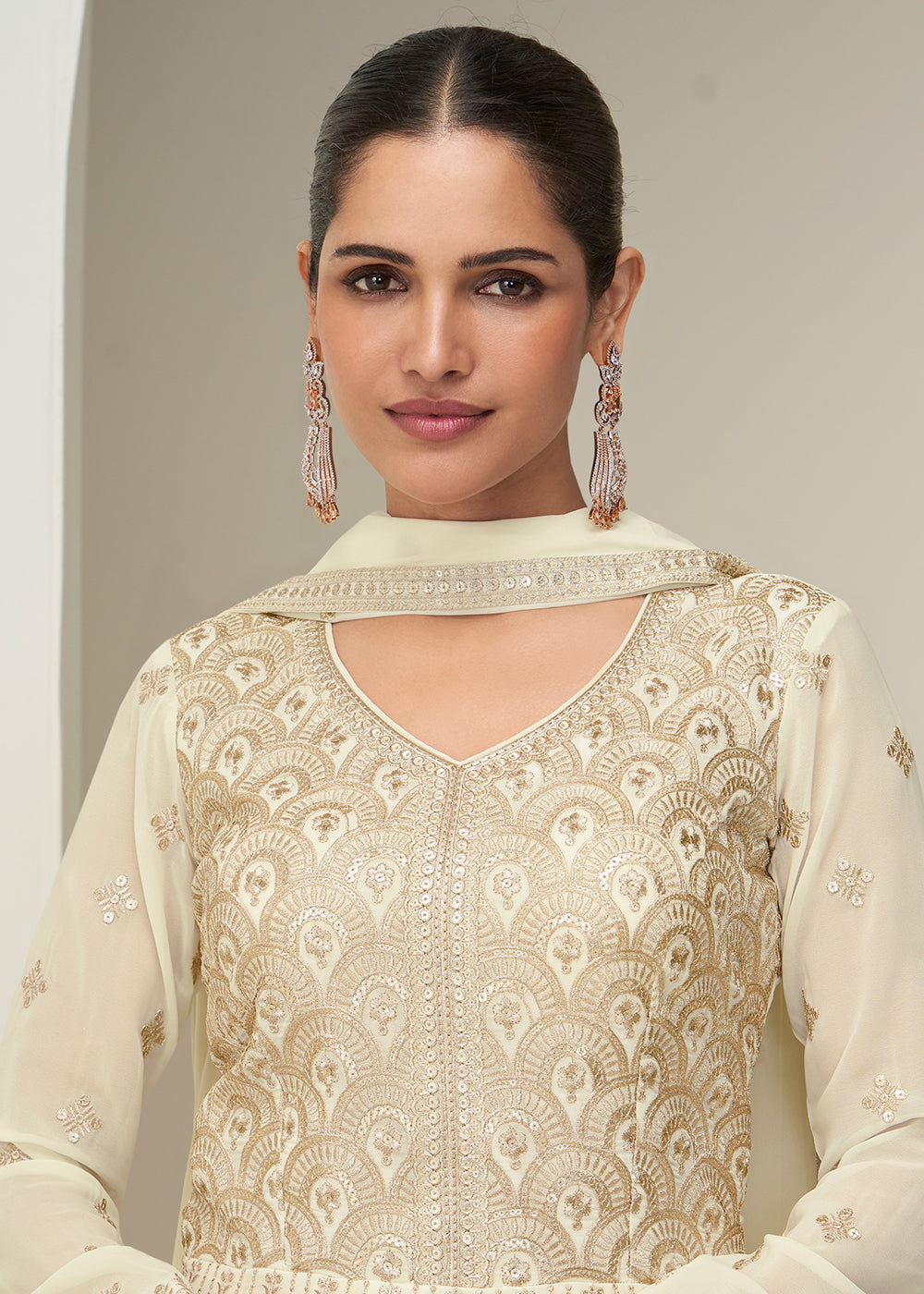 Buy Now Off White Embroidered Elegant Wedding Anarkali Suit Online in US, UK, Germany, France, Italy, Canada, Australia, UAE, Maldives & Worldwide at Empress