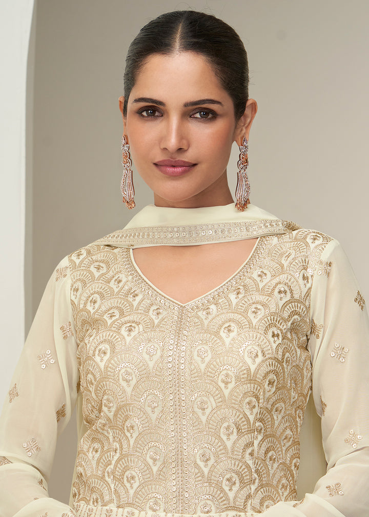 Buy Now Off White Embroidered Elegant Wedding Anarkali Suit Online in US, UK, Germany, France, Italy, Canada, Australia, UAE, Maldives & Worldwide at Empress