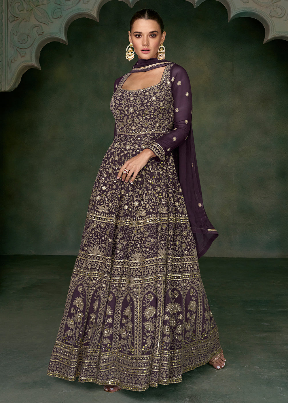 Bridal Karwa chauth special suit, Dry clean at Rs 1795 in Delhi | ID:  24049669248