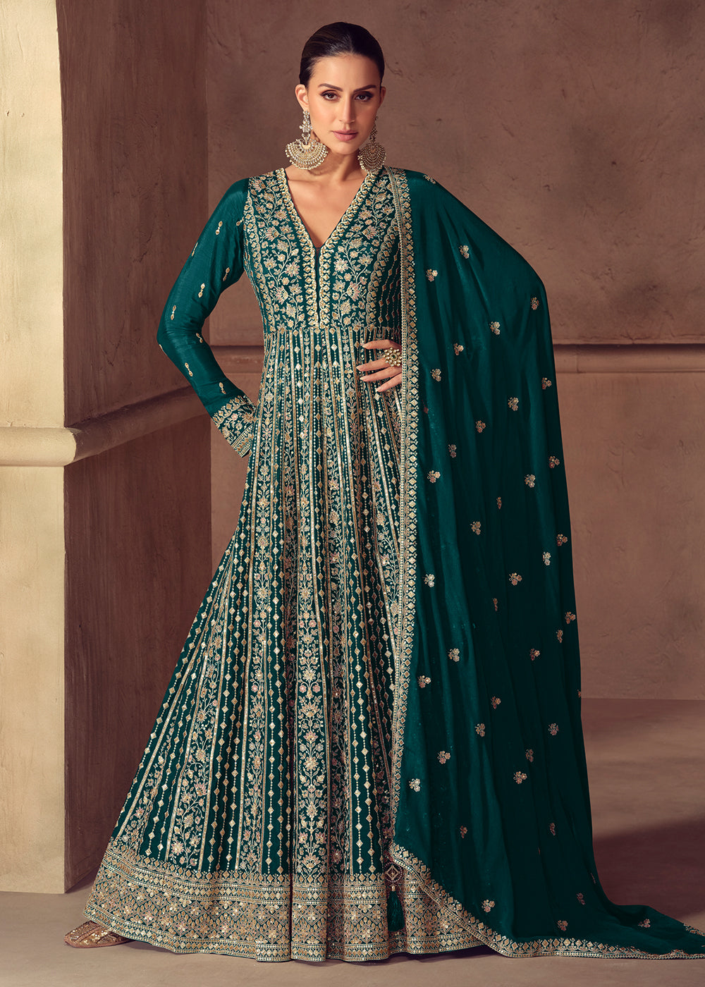 Buy Now Party Wear Green Embroidered Anarkali Suit Online in US, UK, Germany, France, Italy, Canada, Australia, UAE, Maldives, Singapore & Worldwide at Empress.
