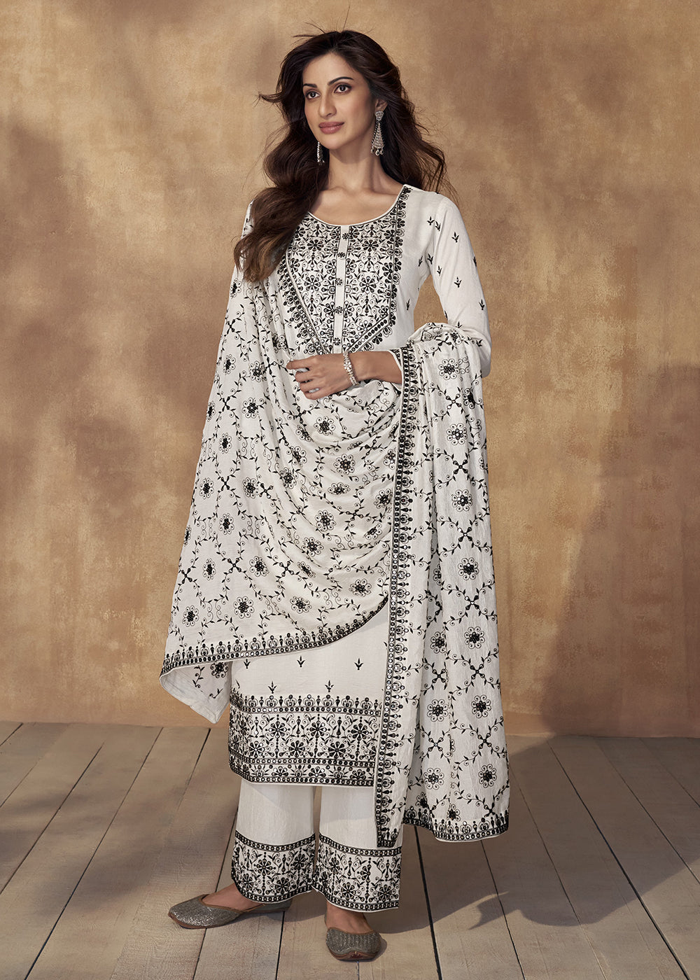 Order salwar kameez clearance online