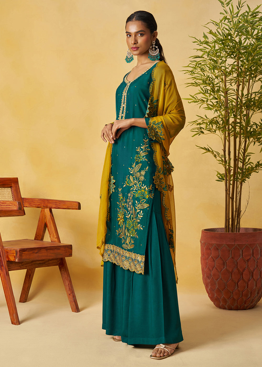 Buy Now Rama Green Kurta Style Palazzo Style Suit Online in Newark, Yorktown, Toronto, London, Orlando, Munich, Chicago, Utah, New York & Worldwide at Empress.
