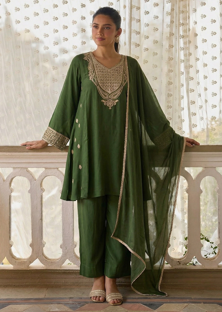 Buy Now Designer Style Green Festive Pant Style Salwar Suit Online in US, UK, Canada, Netherlands, Germany, Italy, France, Sweden, UAE & Worldwide at Empress.