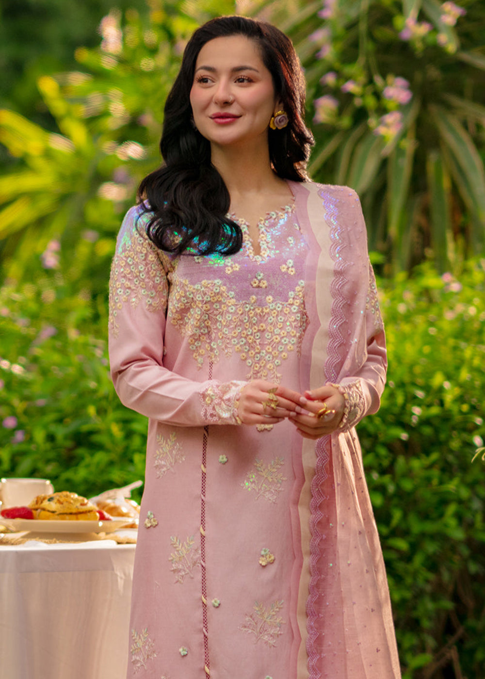 Buy Now Luxury Eid Collection 26 by Rang Rasiya | Alayna Online in US, UK, Canada, France, Greece, Germany, Ireland, Sweden, Denmark, UAE & Worldwide at Empress.