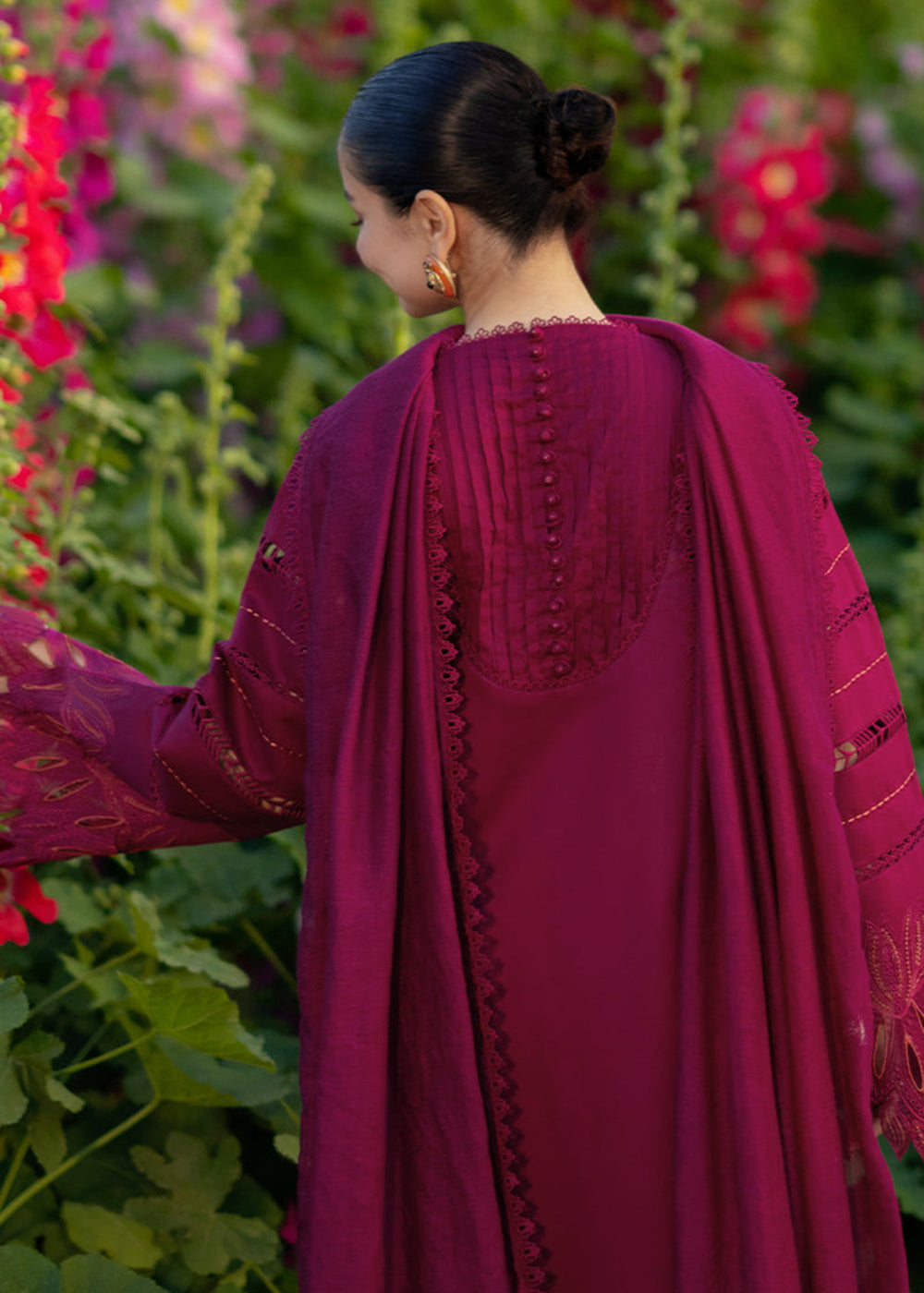 Buy Now Luxury Eid Collection 26 by Rang Rasiya | Ayra Online in US, UK, Canada, France, Greece, Germany, Ireland, Sweden, Denmark, UAE & Worldwide at Empress.