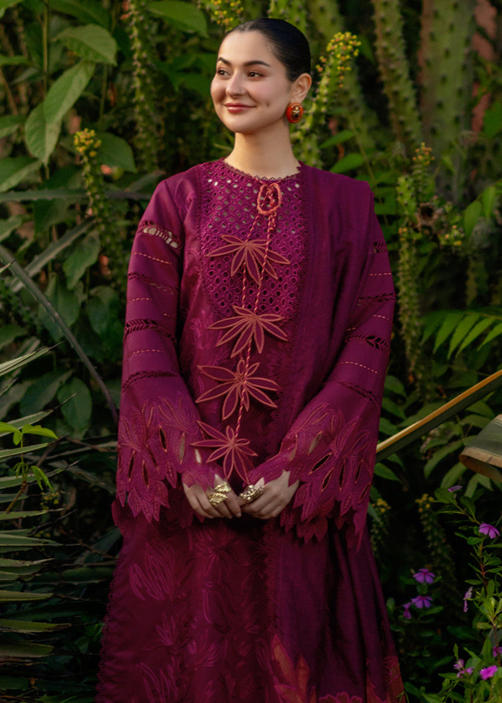 Buy Now Luxury Eid Collection 26 by Rang Rasiya | Ayra Online in US, UK, Canada, France, Greece, Germany, Ireland, Sweden, Denmark, UAE & Worldwide at Empress.