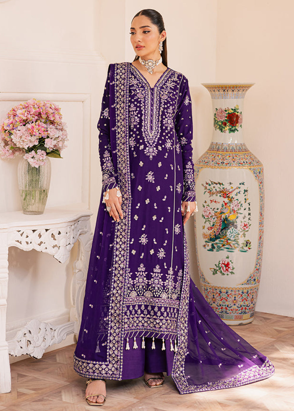 Buy Now Suave Luxury Formals '25 by Emaan Adeel | CALAIS Online in US, UK, Canada, Germany, Italy, Austria, France, Denmark, UAE & Worldwide at Empress Clothing.