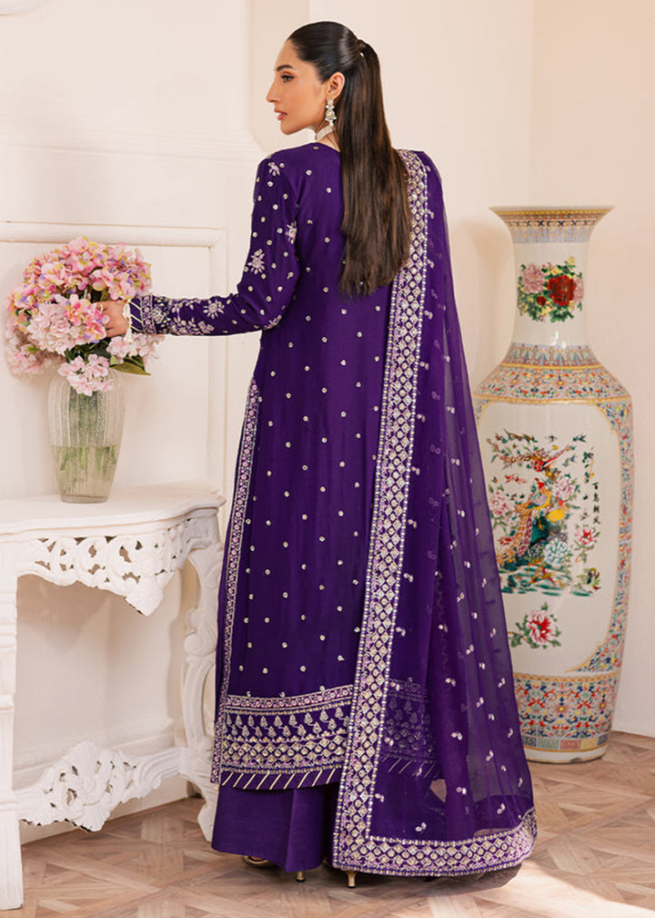 Buy Now Suave Luxury Formals '25 by Emaan Adeel | CALAIS Online in US, UK, Canada, Germany, Italy, Austria, France, Denmark, UAE & Worldwide at Empress Clothing.