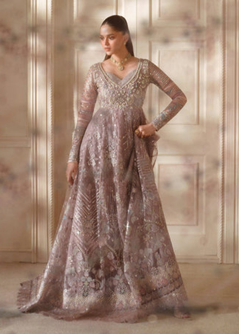 Buy Now Chantelle Luxury Formals '25 by Baroque | CH14-04 Online in USA, UK, Canada, Germany, Italy, Austria, France, Denmark, Austria & Worldwide at Empress.