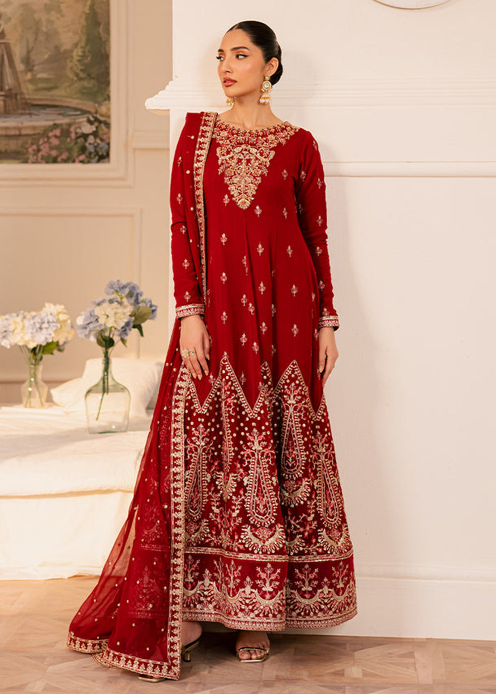 Buy Now Suave Luxury Formals '25 by Emaan Adeel | CIREL Online in US, UK, Canada, Germany, Italy, Austria, France, Denmark, UAE & Worldwide at Empress Clothing.