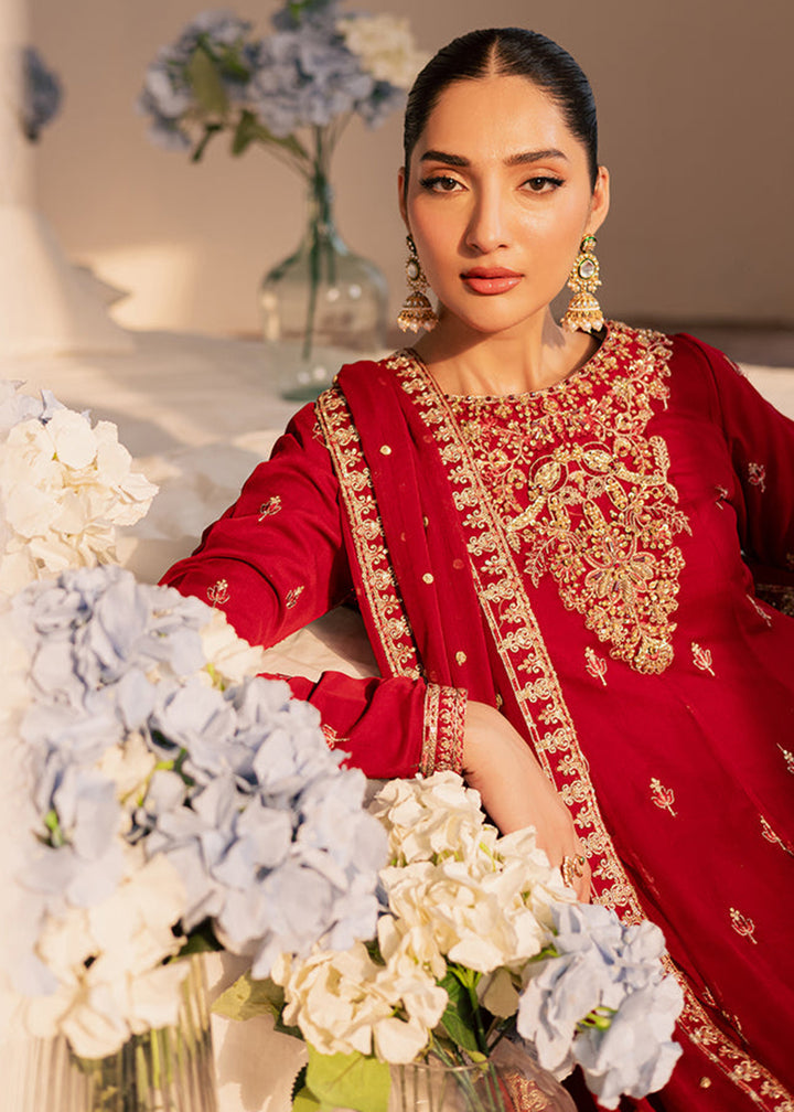 Buy Now Suave Luxury Formals '25 by Emaan Adeel | CIREL Online in US, UK, Canada, Germany, Italy, Austria, France, Denmark, UAE & Worldwide at Empress Clothing.