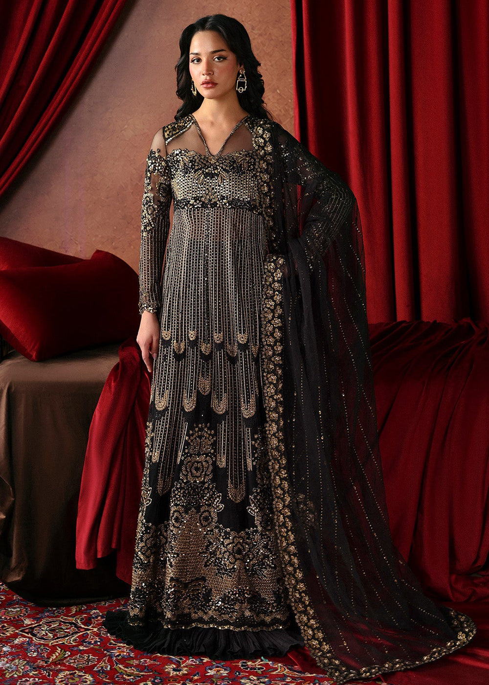 Buy Now La Fuchsia Luxury Formals '26 by Afrozeh | Chariot Online in US, UK, Canada, France, Italy, Germany, Greece, UAE, Switzerland & Worldwide at Empress.