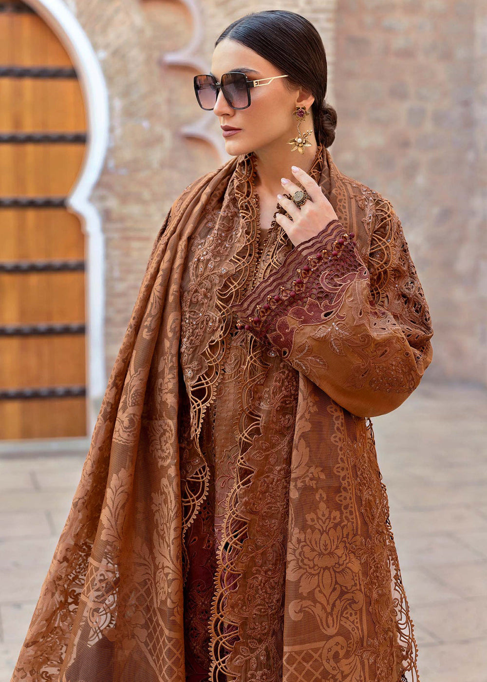 Buy Now Unstitched Voyage a'LUXE Luxury Lawn '25 by Maria B | D-2501-B Online in USA, UK, Canada, France, Italy, Germany, UAE & Worldwide at Empress Clothing.