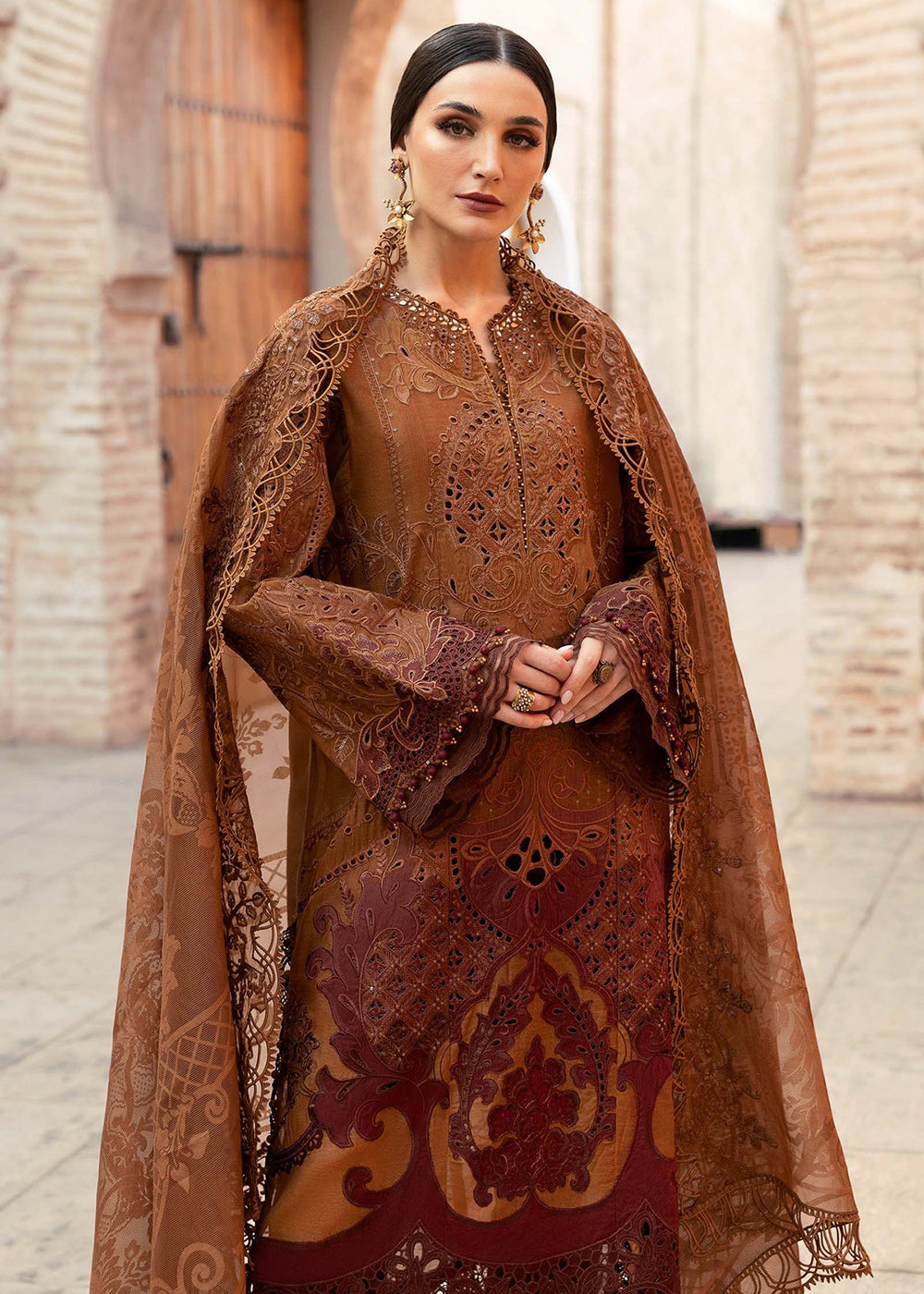 Buy Now Unstitched Voyage a'LUXE Luxury Lawn '25 by Maria B | D-2501-B Online in USA, UK, Canada, France, Italy, Germany, UAE & Worldwide at Empress Clothing.
