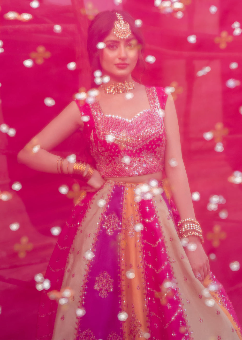 Buy Now Sona Gachi Luxury Formals '25 by Bin Ilyas | D-607 Online in USA, UK, Canada, France, Italy, Germany, Sweden, UAE & Worldwide at Empress Clothing.