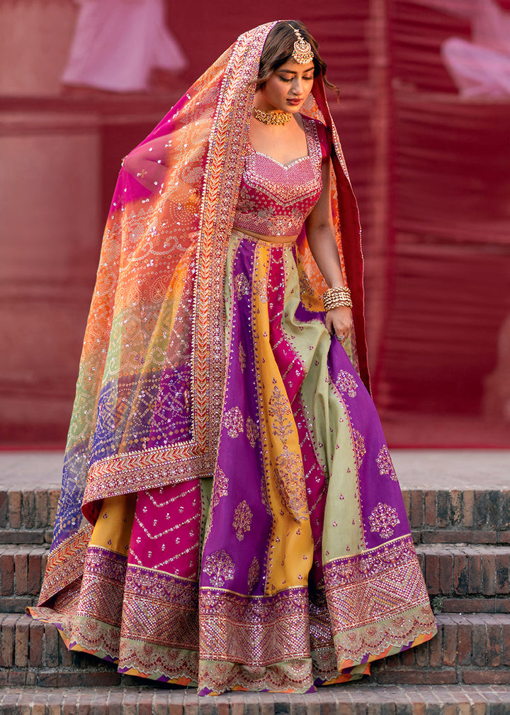 Buy Now Sona Gachi Luxury Formals '25 by Bin Ilyas | D-607 Online in USA, UK, Canada, France, Italy, Germany, Sweden, UAE & Worldwide at Empress Clothing.