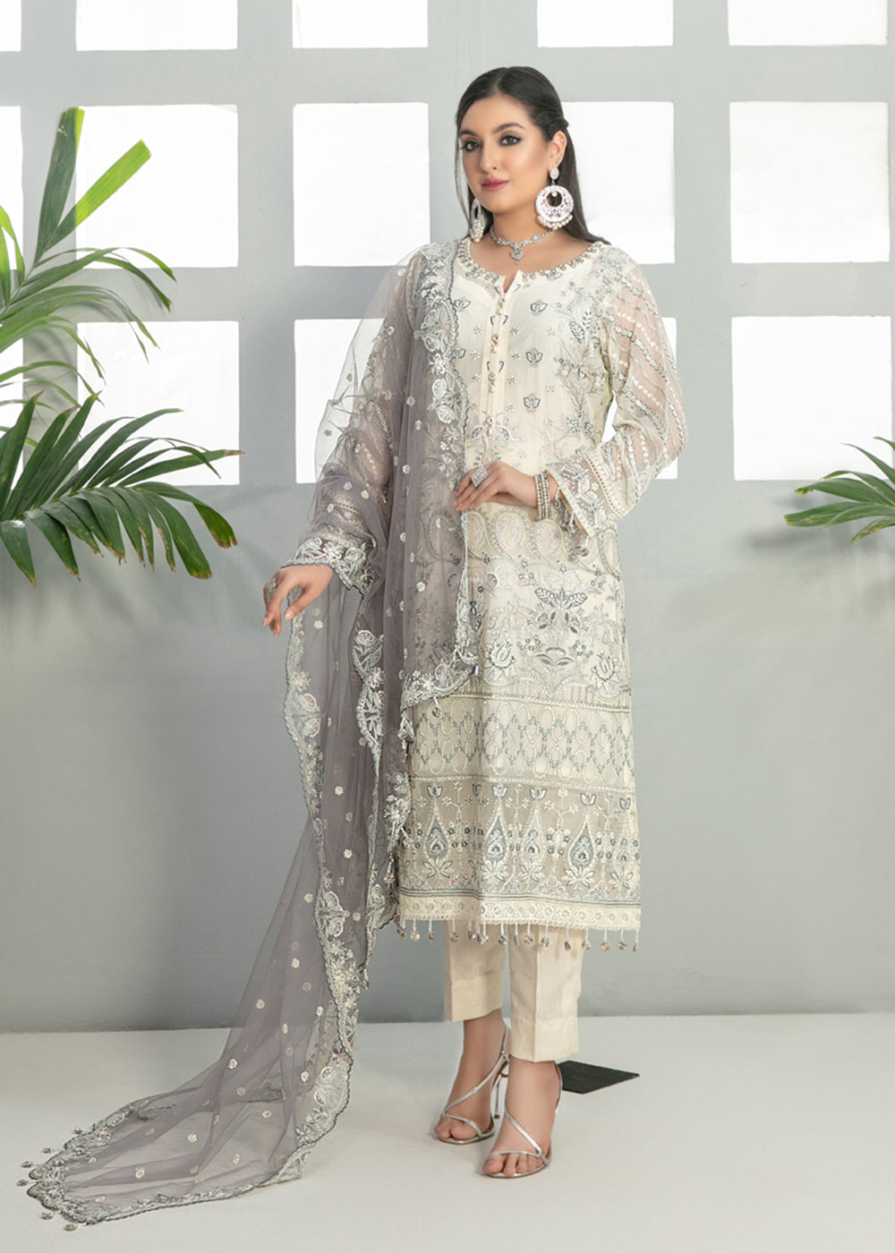 Buy Now Mahaba Formal Wear 2023 by Tawakkal Fabrics - D-7661 Online in USA, UK, Canada & Worldwide at Empress Clothing.