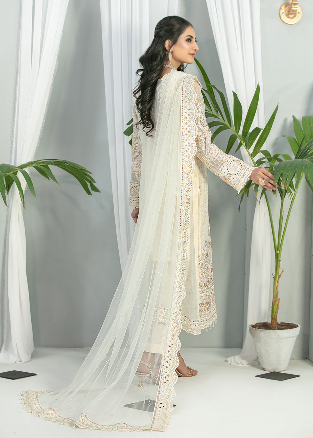 Buy Now Mahaba Formal Wear 2023 by Tawakkal Fabrics - D-7668 Online in USA, UK, Canada & Worldwide at Empress Clothing.